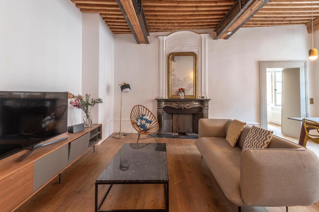 Geräumige Wohnung mit 4 Sternen im Herzen der Altstadt Annecy Exterior foto